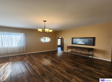 Owens Street, Cave City, Kentucky 42127, ,2 BathroomsBathrooms,For Sale,Owens Street,HK24003455