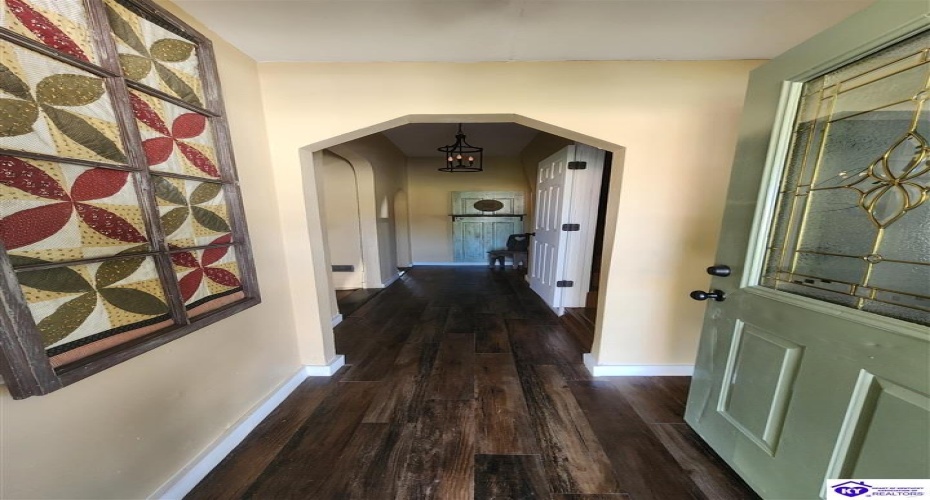 Owens Street, Cave City, Kentucky 42127, ,2 BathroomsBathrooms,For Sale,Owens Street,HK24003455 Owens Street, Cave City, Kentucky 42127, ,2 BathroomsBathrooms,For Sale,Owens Street,HK24003455