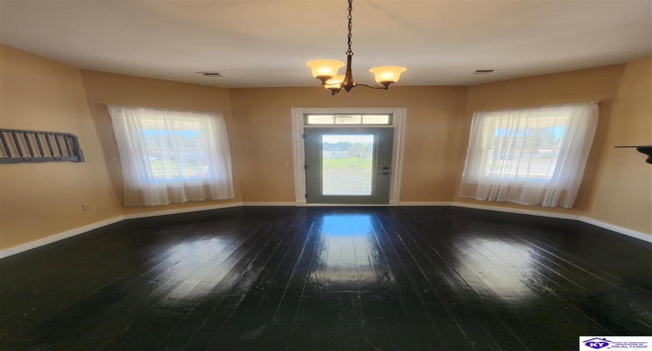 Owens Street, Cave City, Kentucky 42127, ,2 BathroomsBathrooms,For Sale,Owens Street,HK24003455 Owens Street, Cave City, Kentucky 42127, ,2 BathroomsBathrooms,For Sale,Owens Street,HK24003455