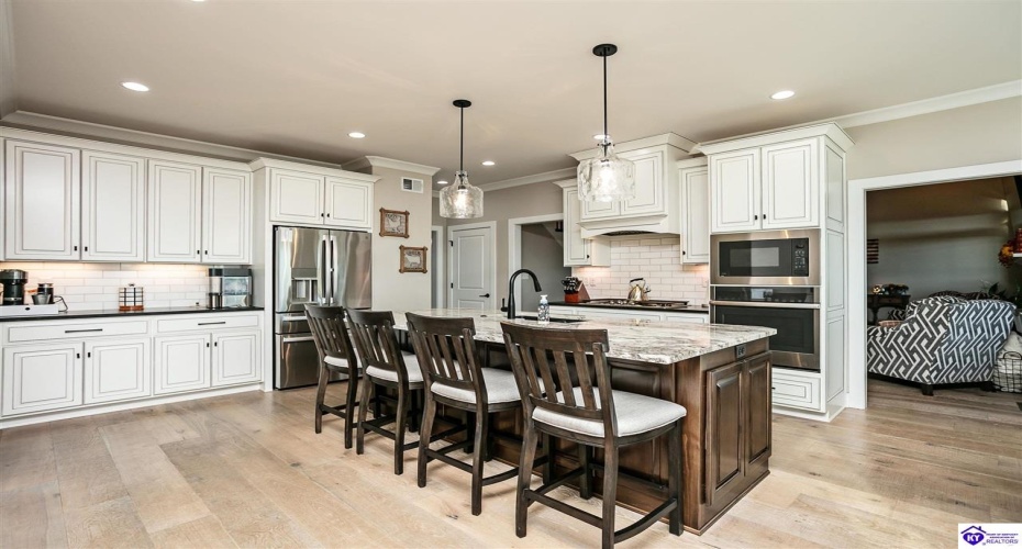 Clore Lane, Crestwood, Kentucky 40014, ,5 BathroomsBathrooms,For Sale,Clore Lane,HK24003808 Clore Lane, Crestwood, Kentucky 40014, ,5 BathroomsBathrooms,For Sale,Clore Lane,HK24003808