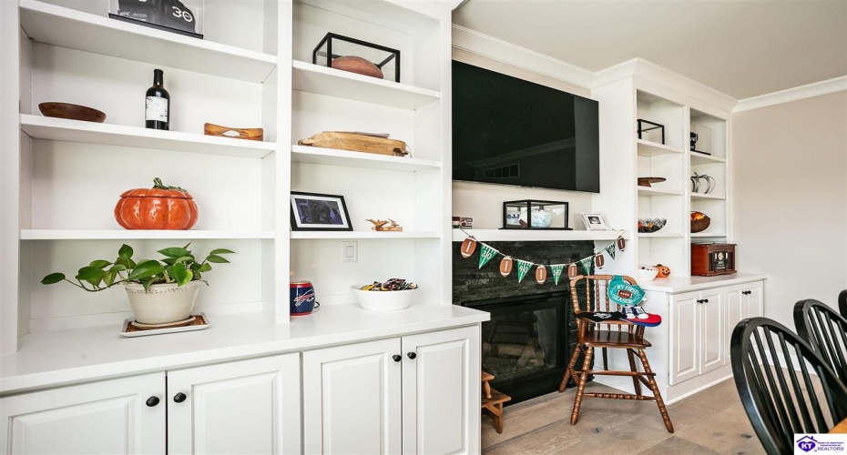 Clore Lane, Crestwood, Kentucky 40014, ,5 BathroomsBathrooms,For Sale,Clore Lane,HK24003808 Clore Lane, Crestwood, Kentucky 40014, ,5 BathroomsBathrooms,For Sale,Clore Lane,HK24003808