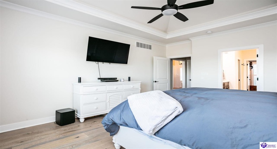 Clore Lane, Crestwood, Kentucky 40014, ,5 BathroomsBathrooms,For Sale,Clore Lane,HK24003808 Clore Lane, Crestwood, Kentucky 40014, ,5 BathroomsBathrooms,For Sale,Clore Lane,HK24003808