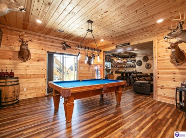 Clore Lane, Crestwood, Kentucky 40014, ,5 BathroomsBathrooms,For Sale,Clore Lane,HK24003808