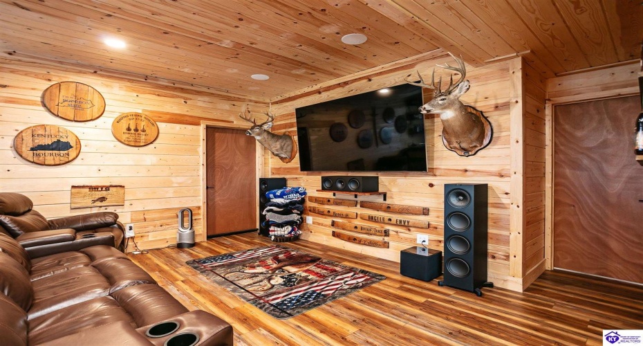 Clore Lane, Crestwood, Kentucky 40014, ,5 BathroomsBathrooms,For Sale,Clore Lane,HK24003808 Clore Lane, Crestwood, Kentucky 40014, ,5 BathroomsBathrooms,For Sale,Clore Lane,HK24003808