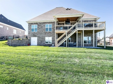 Clore Lane, Crestwood, Kentucky 40014, ,5 BathroomsBathrooms,For Sale,Clore Lane,HK24003808