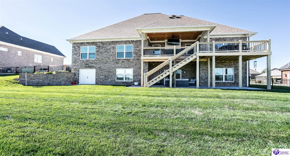 Clore Lane, Crestwood, Kentucky 40014, ,5 BathroomsBathrooms,For Sale,Clore Lane,HK24003808 Clore Lane, Crestwood, Kentucky 40014, ,5 BathroomsBathrooms,For Sale,Clore Lane,HK24003808