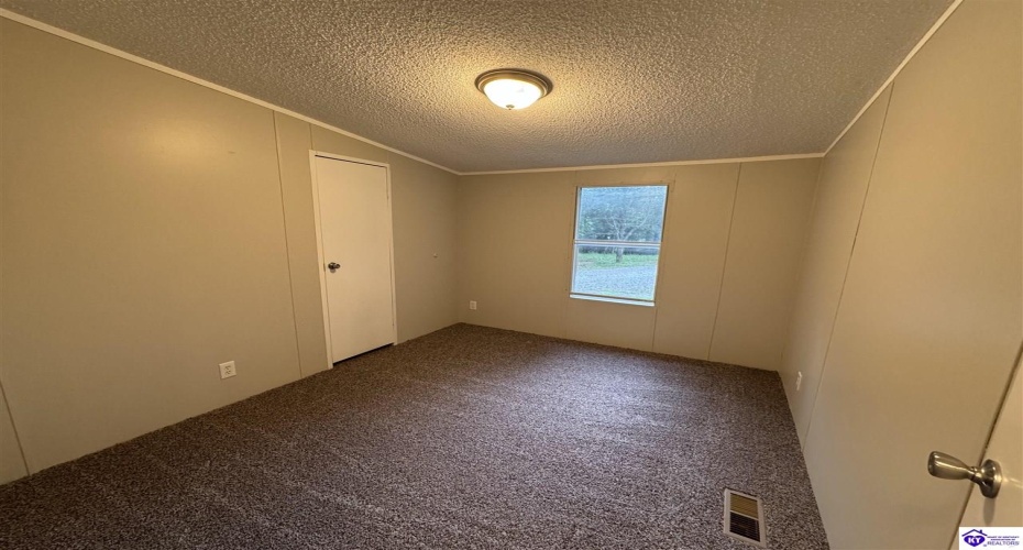 New Highland Church Road, Brandenburg, Kentucky 40108, ,2 BathroomsBathrooms,For Sale,New Highland Church Road,HK24002567 New Highland Church Road, Brandenburg, Kentucky 40108, ,2 BathroomsBathrooms,For Sale,New Highland Church Road,HK24002567