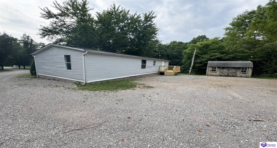 New Highland Church Road, Brandenburg, Kentucky 40108, ,2 BathroomsBathrooms,For Sale,New Highland Church Road,HK24002567 New Highland Church Road, Brandenburg, Kentucky 40108, ,2 BathroomsBathrooms,For Sale,New Highland Church Road,HK24002567