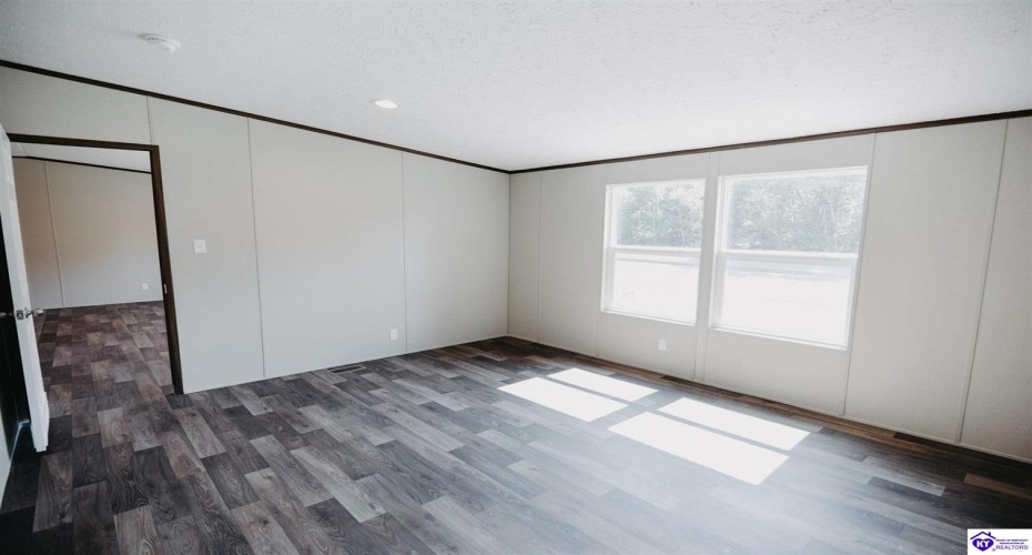 Mill Street, Vine Grove, Kentucky 40175, ,2 BathroomsBathrooms,For Sale,Mill Street,HK24002660 Mill Street, Vine Grove, Kentucky 40175, ,2 BathroomsBathrooms,For Sale,Mill Street,HK24002660