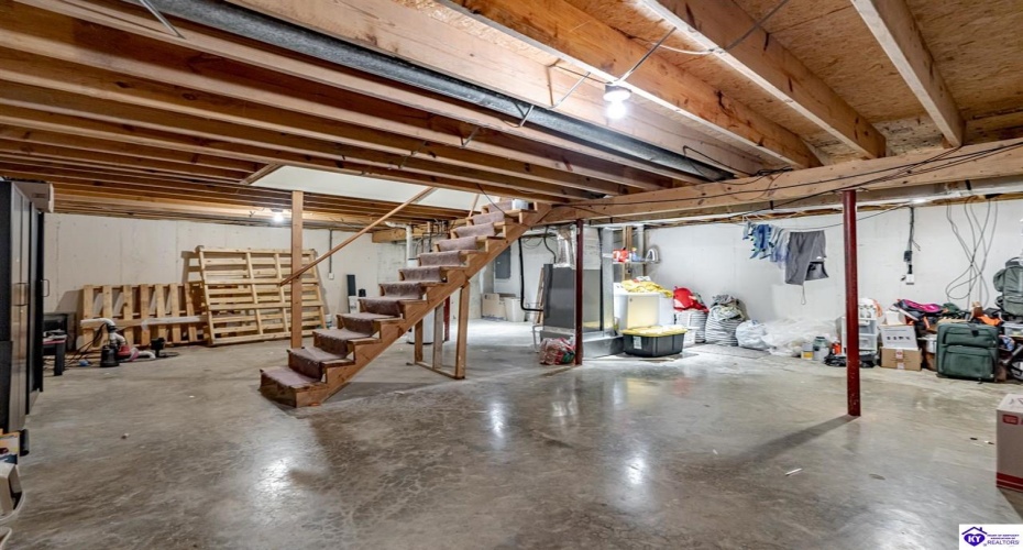 Hill Street, Vine Grove, Kentucky 40175, ,2 BathroomsBathrooms,For Sale,Hill Street,HK24003812 Hill Street, Vine Grove, Kentucky 40175, ,2 BathroomsBathrooms,For Sale,Hill Street,HK24003812