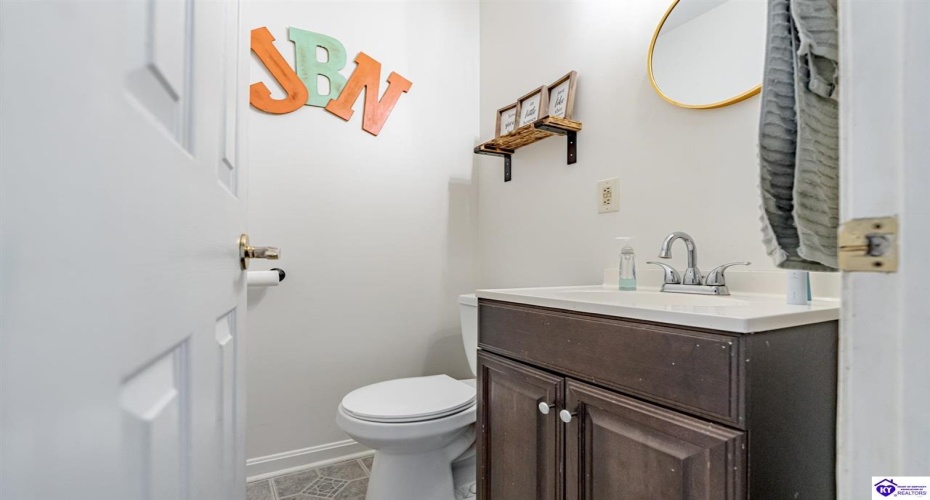 Hill Street, Vine Grove, Kentucky 40175, ,2 BathroomsBathrooms,For Sale,Hill Street,HK24003812