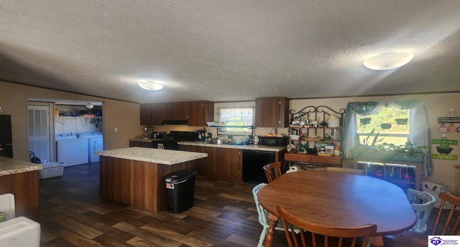 Soule Chapel Road, Campbellsville, Kentucky 42718, ,2 BathroomsBathrooms,For Sale,Soule Chapel Road,HK24003819 Soule Chapel Road, Campbellsville, Kentucky 42718, ,2 BathroomsBathrooms,For Sale,Soule Chapel Road,HK24003819