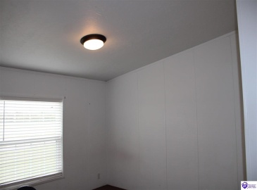 First Union Church Road, Glendale, Kentucky 42740-9778, ,2 BathroomsBathrooms,For Sale,First Union Church Road,HK24003821