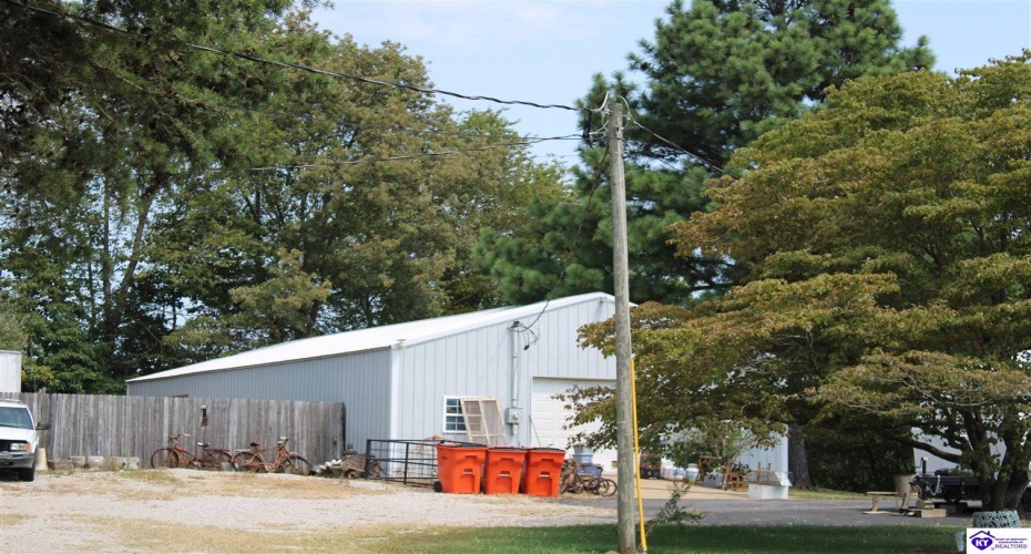 First Union Church Road, Glendale, Kentucky 42740-9778, ,2 BathroomsBathrooms,For Sale,First Union Church Road,HK24003821 First Union Church Road, Glendale, Kentucky 42740-9778, ,2 BathroomsBathrooms,For Sale,First Union Church Road,HK24003821