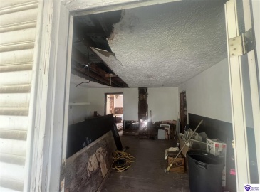 Johnson Street, Leitchfield, Kentucky 42754, ,2 BathroomsBathrooms,For Sale,Johnson Street,HK24003823