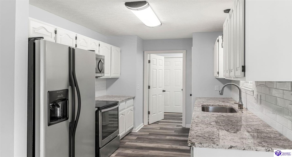 Bertha Way, Vine Grove, Kentucky 40175, ,3 BathroomsBathrooms,For Sale,Bertha Way,HK24003218