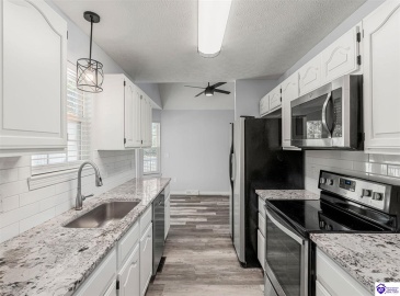 Bertha Way, Vine Grove, Kentucky 40175, ,3 BathroomsBathrooms,For Sale,Bertha Way,HK24003218