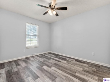 Bertha Way, Vine Grove, Kentucky 40175, ,3 BathroomsBathrooms,For Sale,Bertha Way,HK24003218