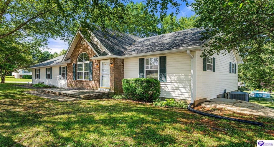 Bertha Way, Vine Grove, Kentucky 40175, ,3 BathroomsBathrooms,For Sale,Bertha Way,HK24003218