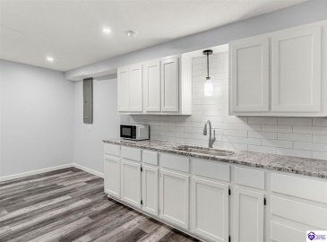 Bertha Way, Vine Grove, Kentucky 40175, ,3 BathroomsBathrooms,For Sale,Bertha Way,HK24003218