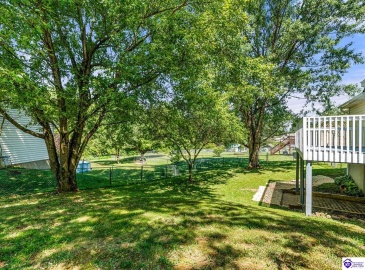 Bertha Way, Vine Grove, Kentucky 40175, ,3 BathroomsBathrooms,For Sale,Bertha Way,HK24003218