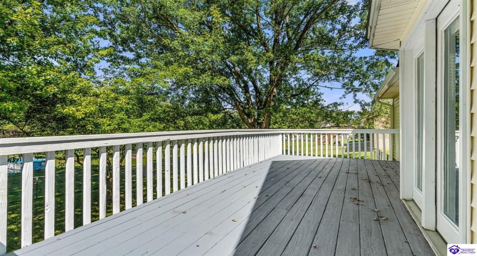 Bertha Way, Vine Grove, Kentucky 40175, ,3 BathroomsBathrooms,For Sale,Bertha Way,HK24003218