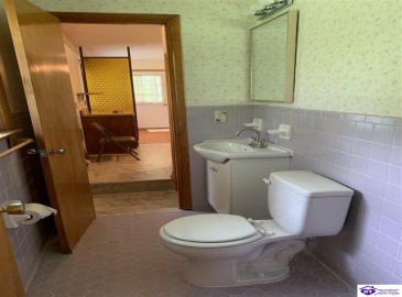 Audubon Court, Radcliff, Kentucky 40160, ,2 BathroomsBathrooms,For Sale,Audubon Court,HK24003825