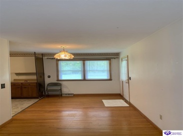 Audubon Court, Radcliff, Kentucky 40160, ,2 BathroomsBathrooms,For Sale,Audubon Court,HK24003825