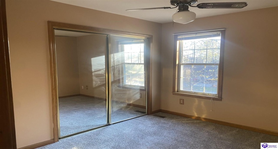 Arthur Court, Radcliff, Kentucky 40160, ,2 BathroomsBathrooms,For Sale,Arthur Court,HK24003828