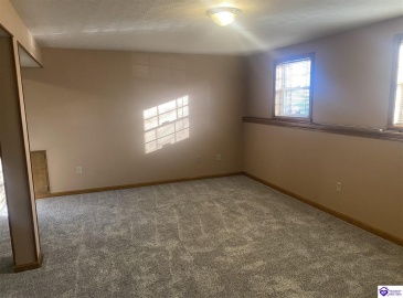 Arthur Court, Radcliff, Kentucky 40160, ,2 BathroomsBathrooms,For Sale,Arthur Court,HK24003828