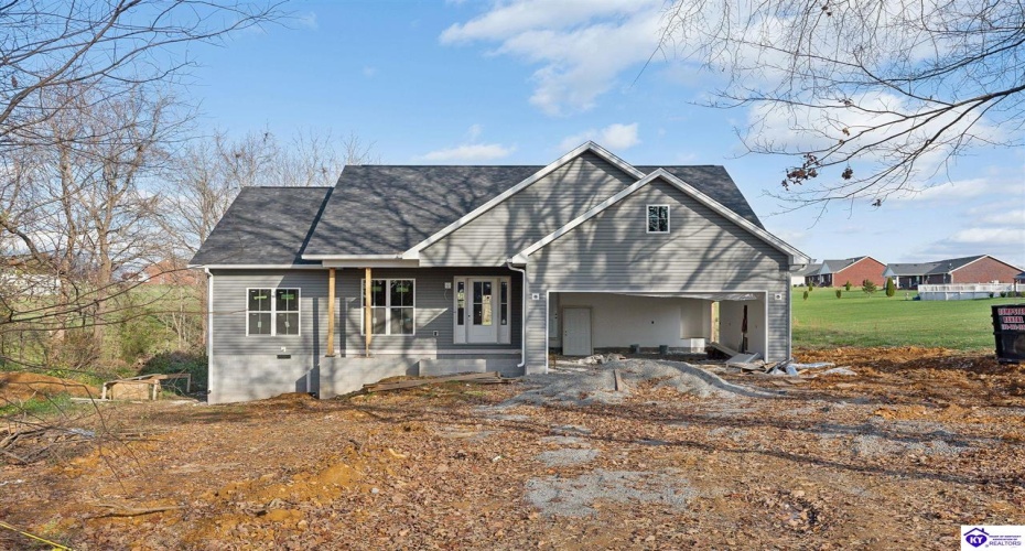 Chickhadee Circle, Campbellsville, Kentucky 42718, ,2 BathroomsBathrooms,For Sale,Chickhadee Circle,HK24003832