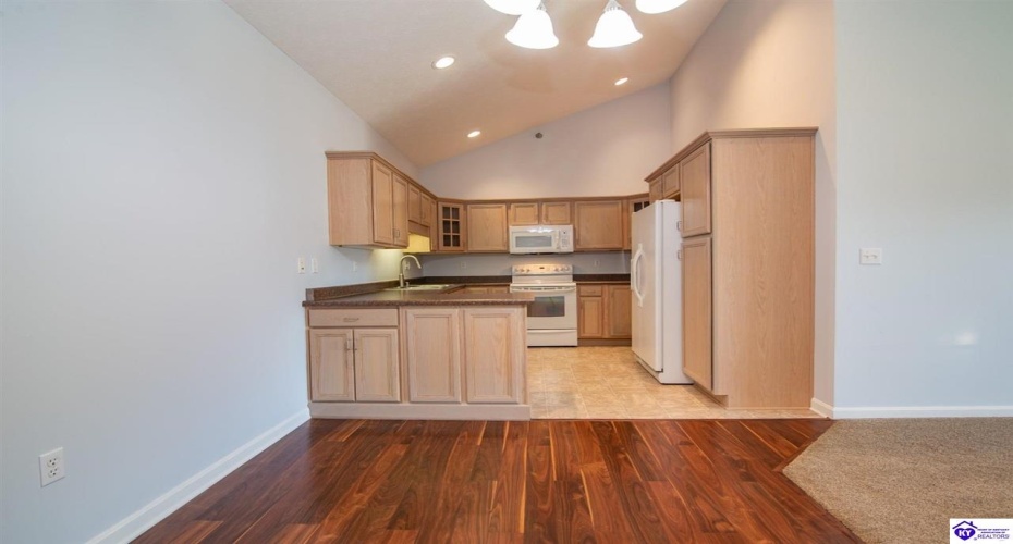 Chase Way, Elizabethtown, Kentucky 42701, ,2 BathroomsBathrooms,For Sale,Chase Way,HK24003836