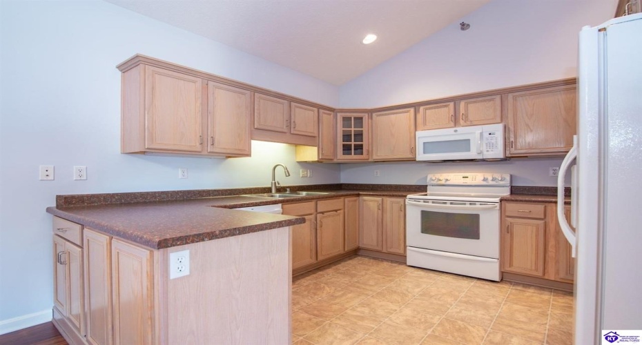 Chase Way, Elizabethtown, Kentucky 42701, ,2 BathroomsBathrooms,For Sale,Chase Way,HK24003836