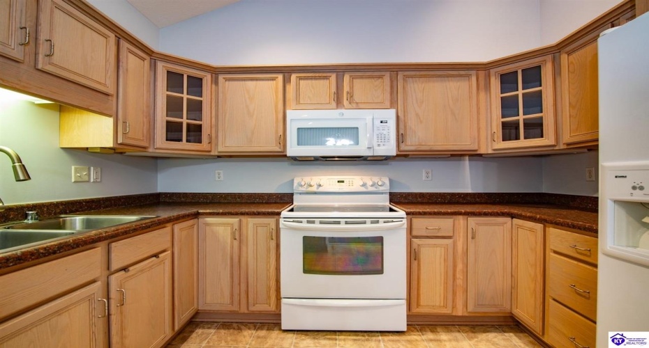 Chase Way, Elizabethtown, Kentucky 42701, ,2 BathroomsBathrooms,For Sale,Chase Way,HK24003836