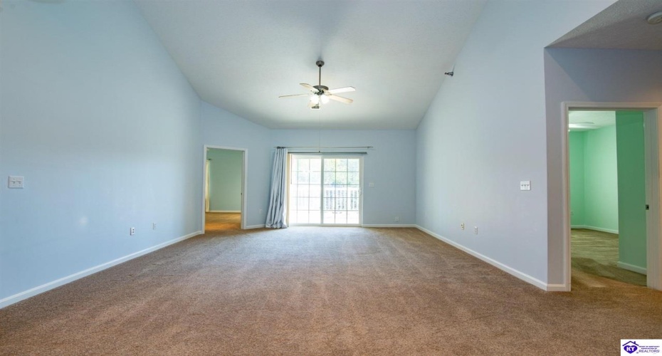 Chase Way, Elizabethtown, Kentucky 42701, ,2 BathroomsBathrooms,For Sale,Chase Way,HK24003836