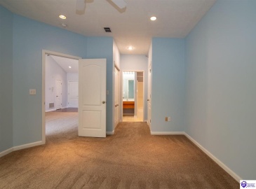 Chase Way, Elizabethtown, Kentucky 42701, ,2 BathroomsBathrooms,For Sale,Chase Way,HK24003836