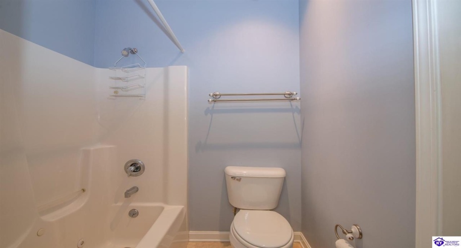 Chase Way, Elizabethtown, Kentucky 42701, ,2 BathroomsBathrooms,For Sale,Chase Way,HK24003836