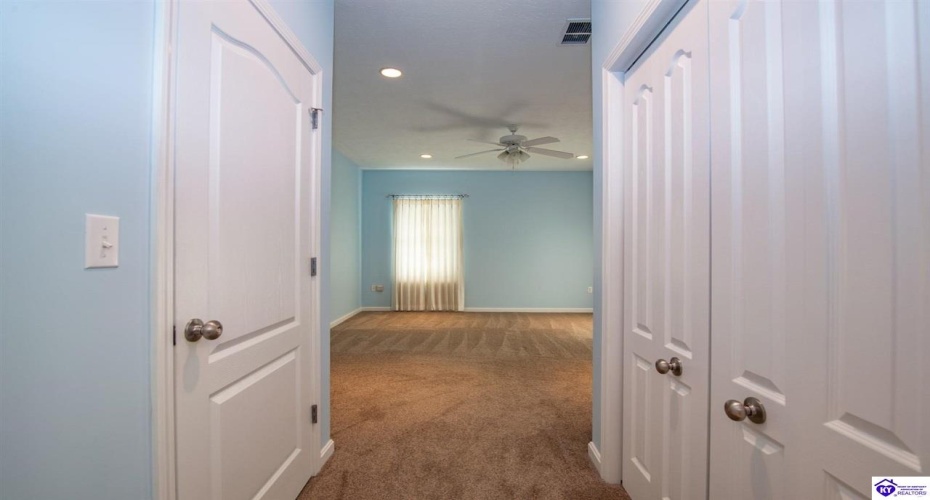 Chase Way, Elizabethtown, Kentucky 42701, ,2 BathroomsBathrooms,For Sale,Chase Way,HK24003836