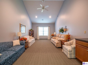 Chase Way, Elizabethtown, Kentucky 42701, ,2 BathroomsBathrooms,For Sale,Chase Way,HK24003836