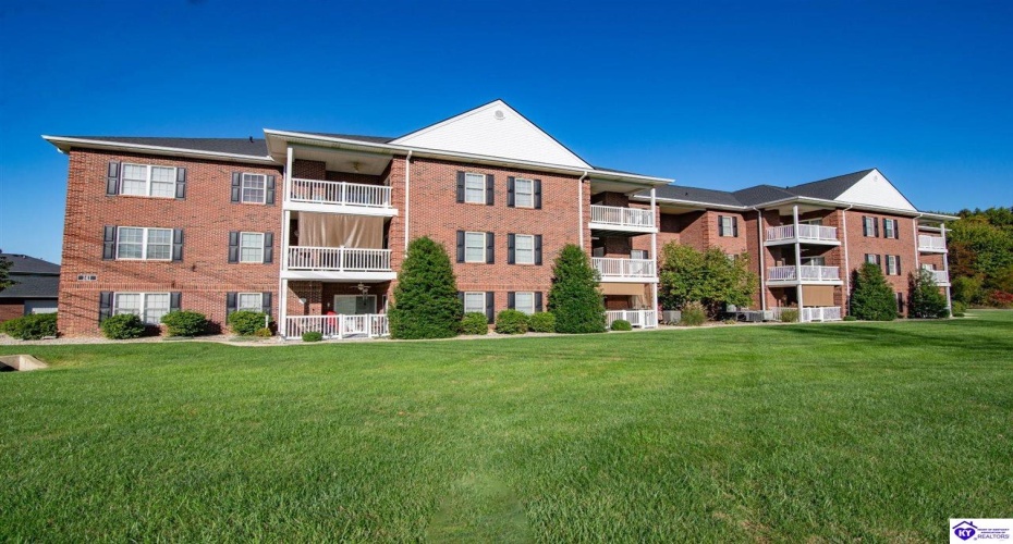 Chase Way, Elizabethtown, Kentucky 42701, ,2 BathroomsBathrooms,For Sale,Chase Way,HK24003836