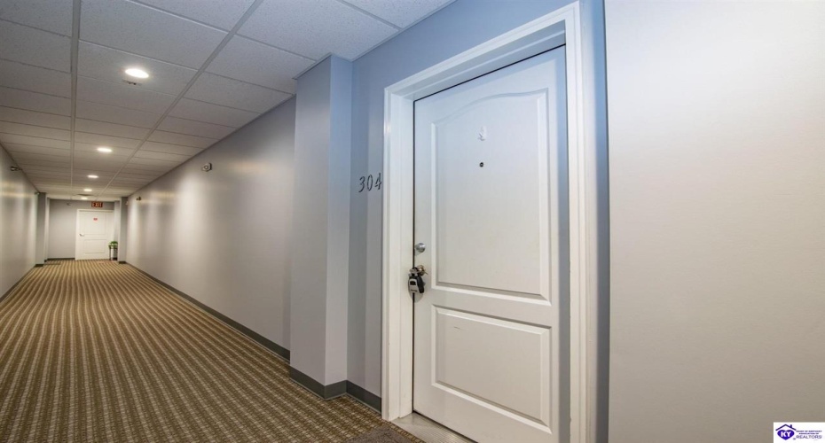 Chase Way, Elizabethtown, Kentucky 42701, ,2 BathroomsBathrooms,For Sale,Chase Way,HK24003836