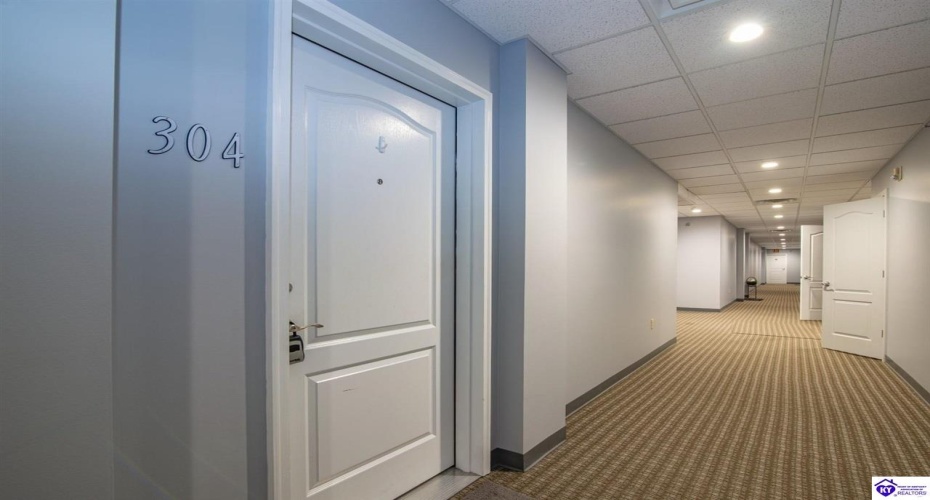 Chase Way, Elizabethtown, Kentucky 42701, ,2 BathroomsBathrooms,For Sale,Chase Way,HK24003836