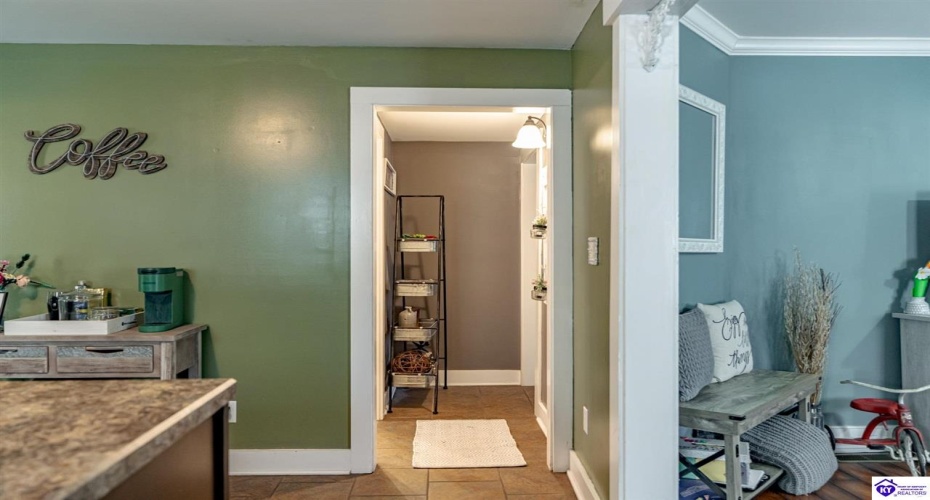 Miles Street, Elizabethtown, Kentucky 42701, ,2 BathroomsBathrooms,For Sale,Miles Street,HK24003837