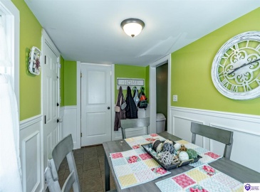 Miles Street, Elizabethtown, Kentucky 42701, ,2 BathroomsBathrooms,For Sale,Miles Street,HK24003837