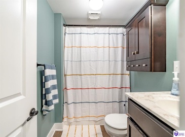 Miles Street, Elizabethtown, Kentucky 42701, ,2 BathroomsBathrooms,For Sale,Miles Street,HK24003837