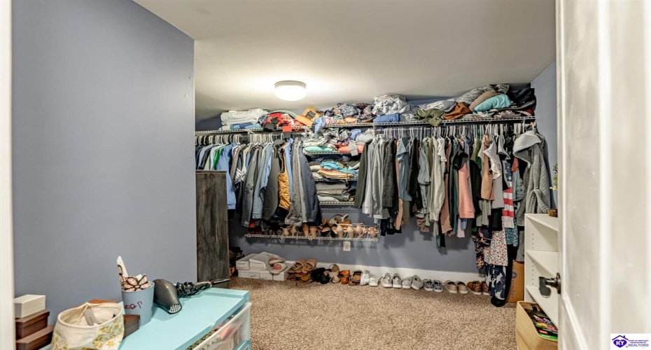 Miles Street, Elizabethtown, Kentucky 42701, ,2 BathroomsBathrooms,For Sale,Miles Street,HK24003837