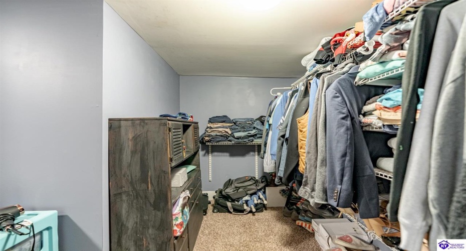 Miles Street, Elizabethtown, Kentucky 42701, ,2 BathroomsBathrooms,For Sale,Miles Street,HK24003837