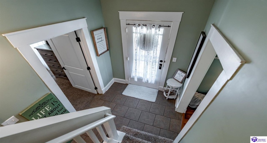 Miles Street, Elizabethtown, Kentucky 42701, ,2 BathroomsBathrooms,For Sale,Miles Street,HK24003837