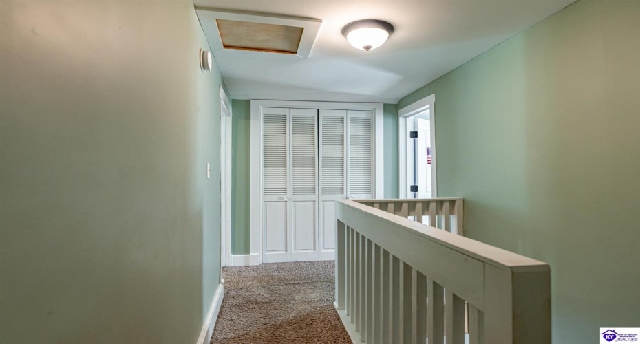 Miles Street, Elizabethtown, Kentucky 42701, ,2 BathroomsBathrooms,For Sale,Miles Street,HK24003837