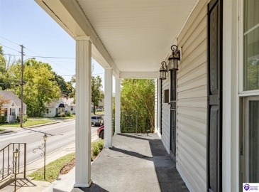 Miles Street, Elizabethtown, Kentucky 42701, ,2 BathroomsBathrooms,For Sale,Miles Street,HK24003837